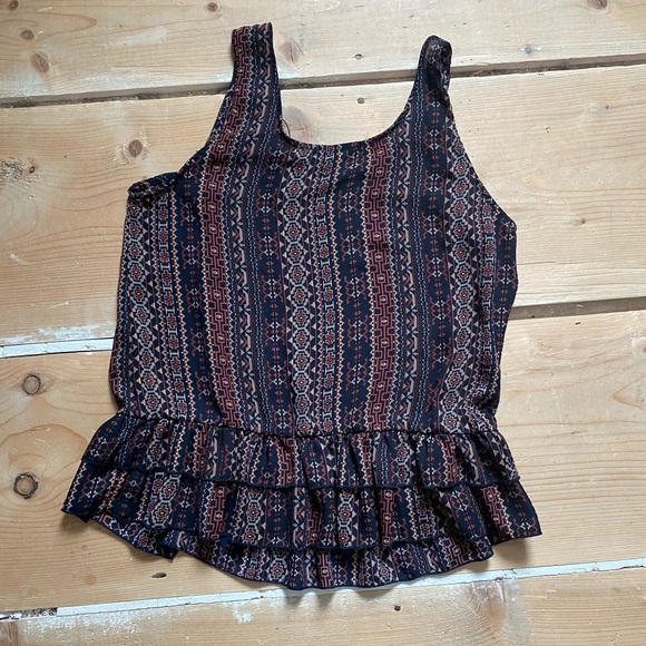 Ruffled tank - Picture 3 of 5